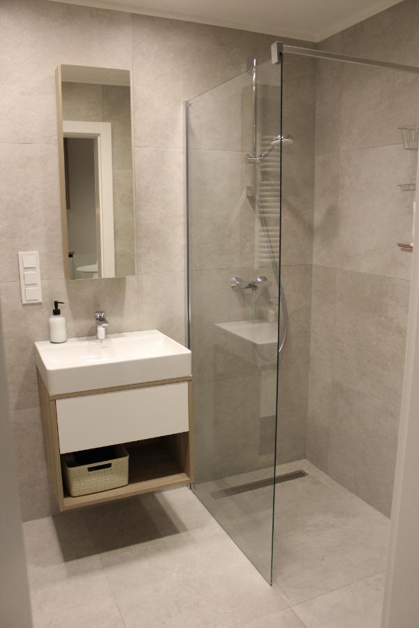 O! Shellter Apartment Luxury By Oskar Rogowo  Bagian luar foto